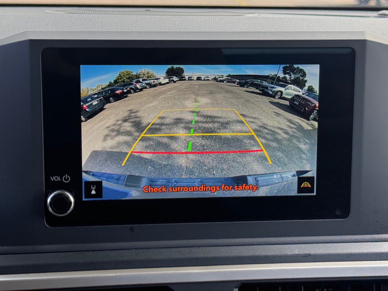 Certified 2025 Toyota Tacoma SR AWD/4WD image 27