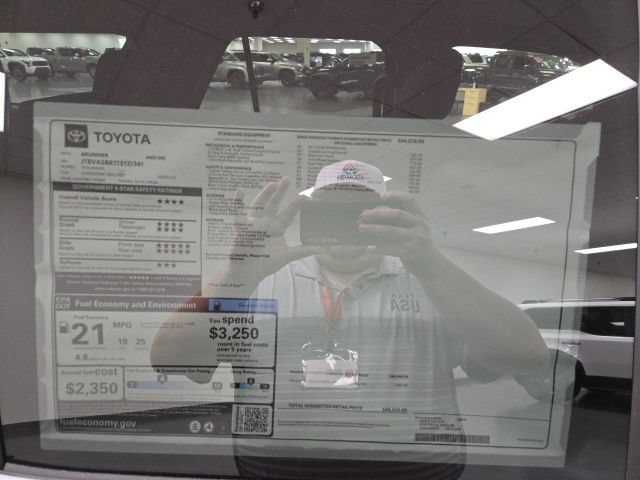 New 2026 Toyota 4Runner SR5 AWD/4WD image 7