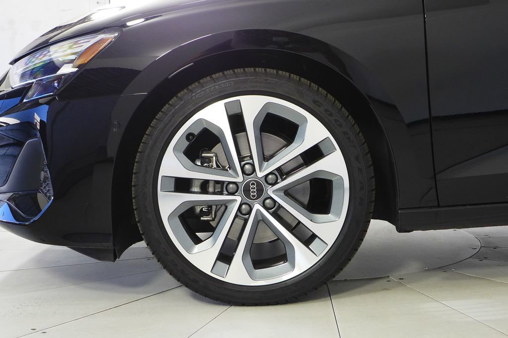 Used 2025 Audi A3 2.0T Premium w/ Black Optic Package image 5