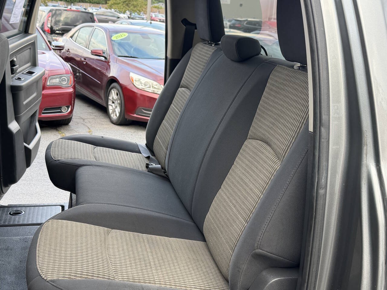 Used 2011 RAM 2500 ST w/ ST Popular Equipment Group AWD/4WD image 21