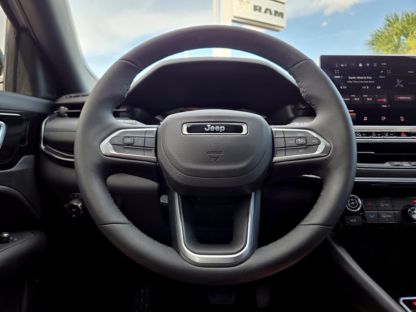 New 2026 Jeep Compass Latitude AWD/4WD image 44