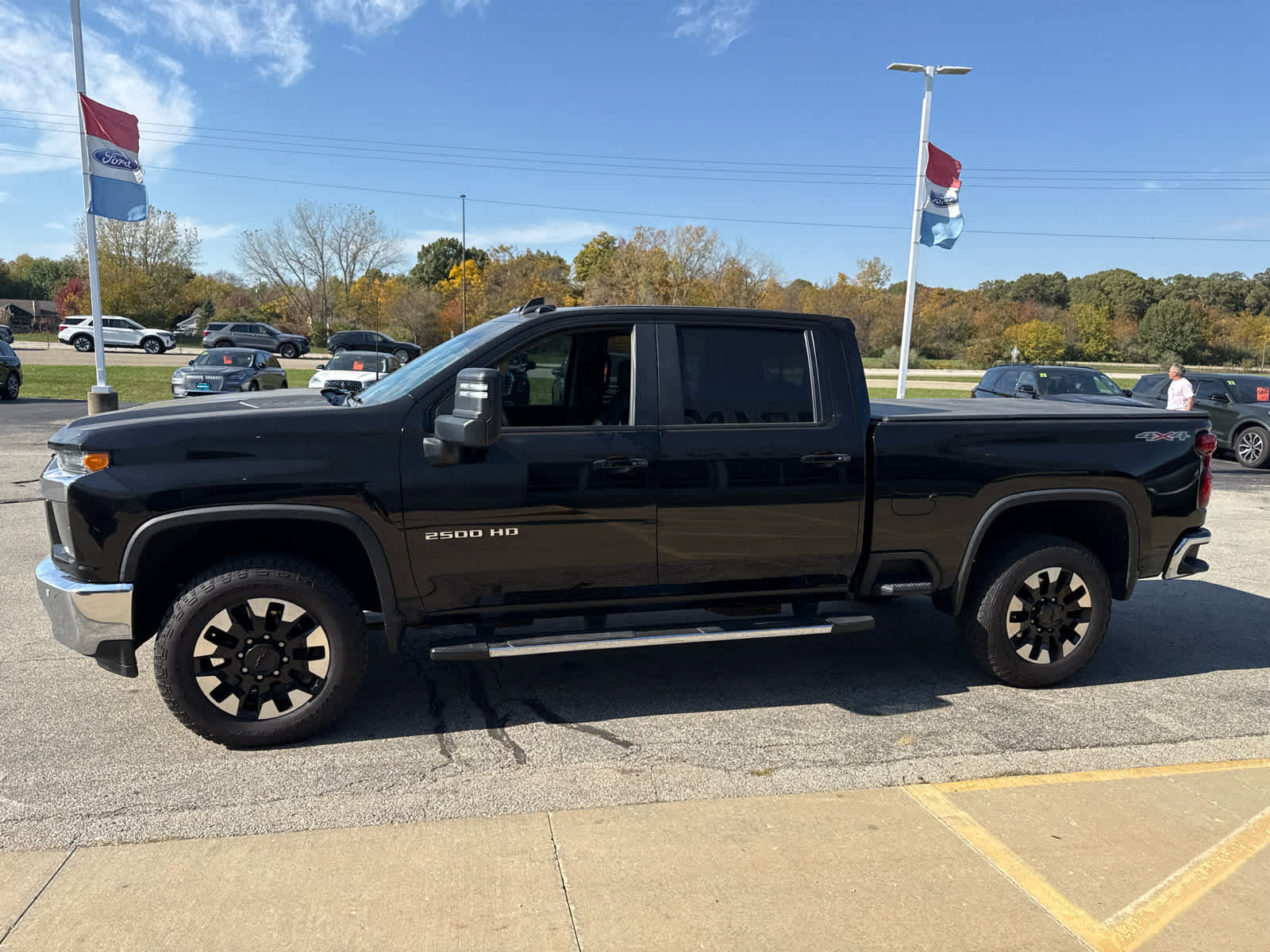Used 2020 Chevrolet Silverado 2500 LT w/ All Star Edition AWD/4WD image 2