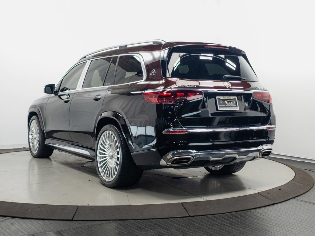 Used 2024 Mercedes-Benz Maybach GLS 600 4MATIC image 29