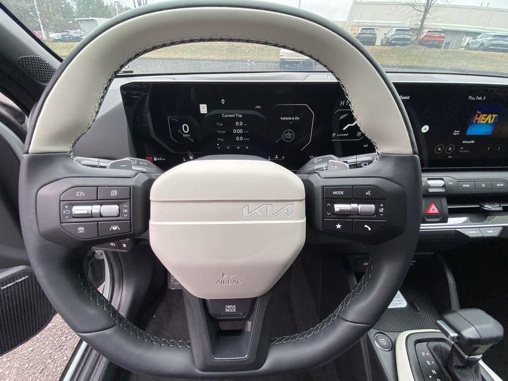 New 2025 Kia K4 GT-Line Turbo image 9