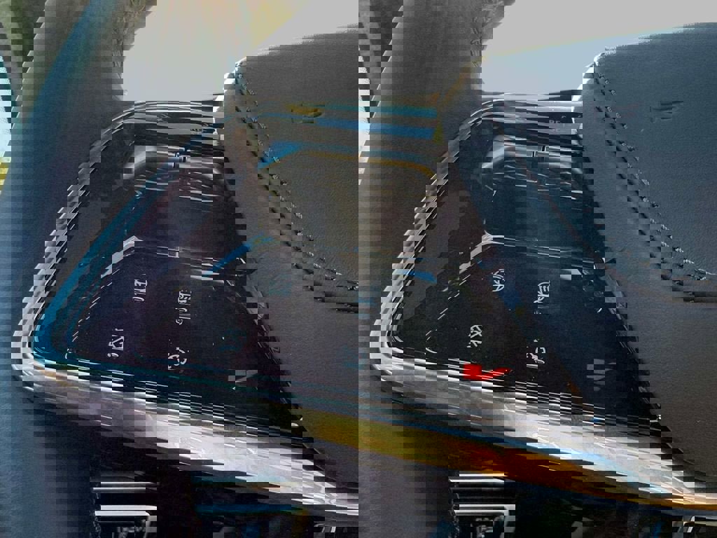 New 2026 Cadillac Lyriq V image 17