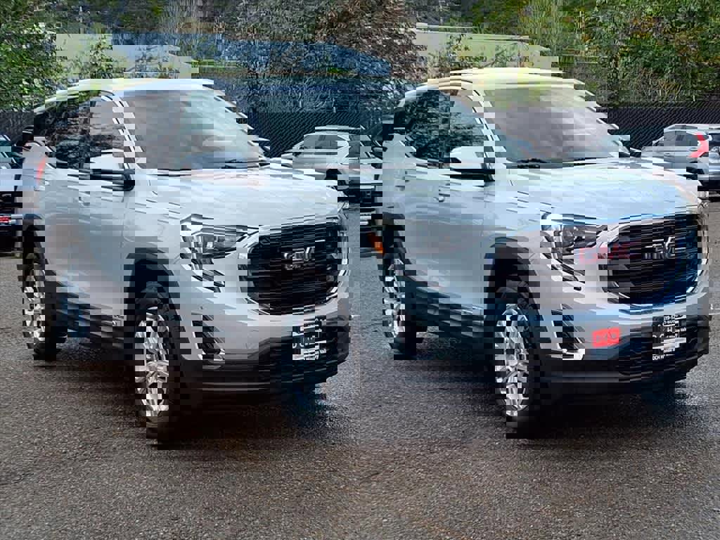 Used 2018 GMC Terrain SLE image 3