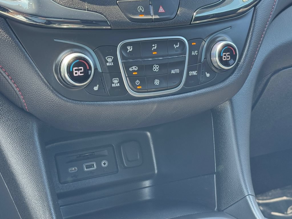 Used 2024 Chevrolet Equinox RS FWD image 16
