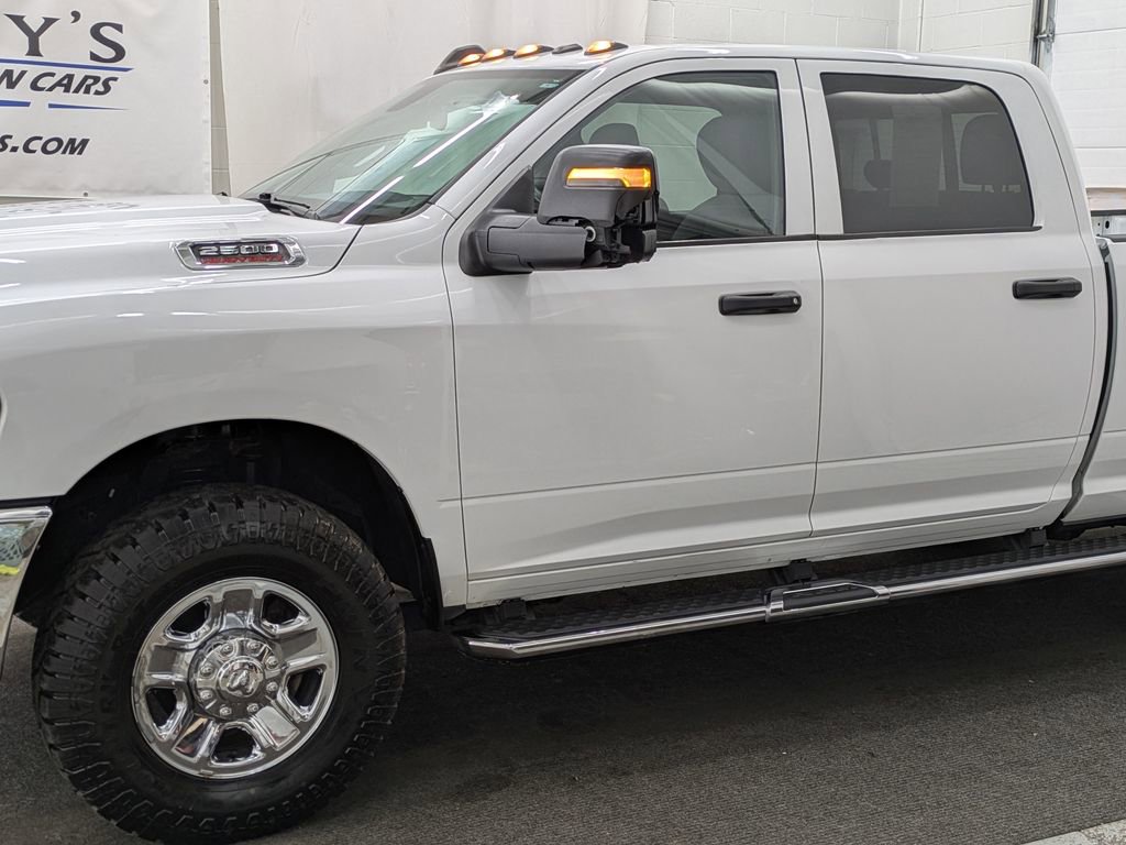 Used 2023 RAM 2500 Tradesman AWD/4WD image 2