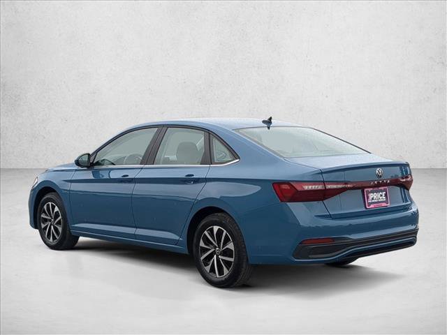 Used 2025 Volkswagen Jetta S image 9