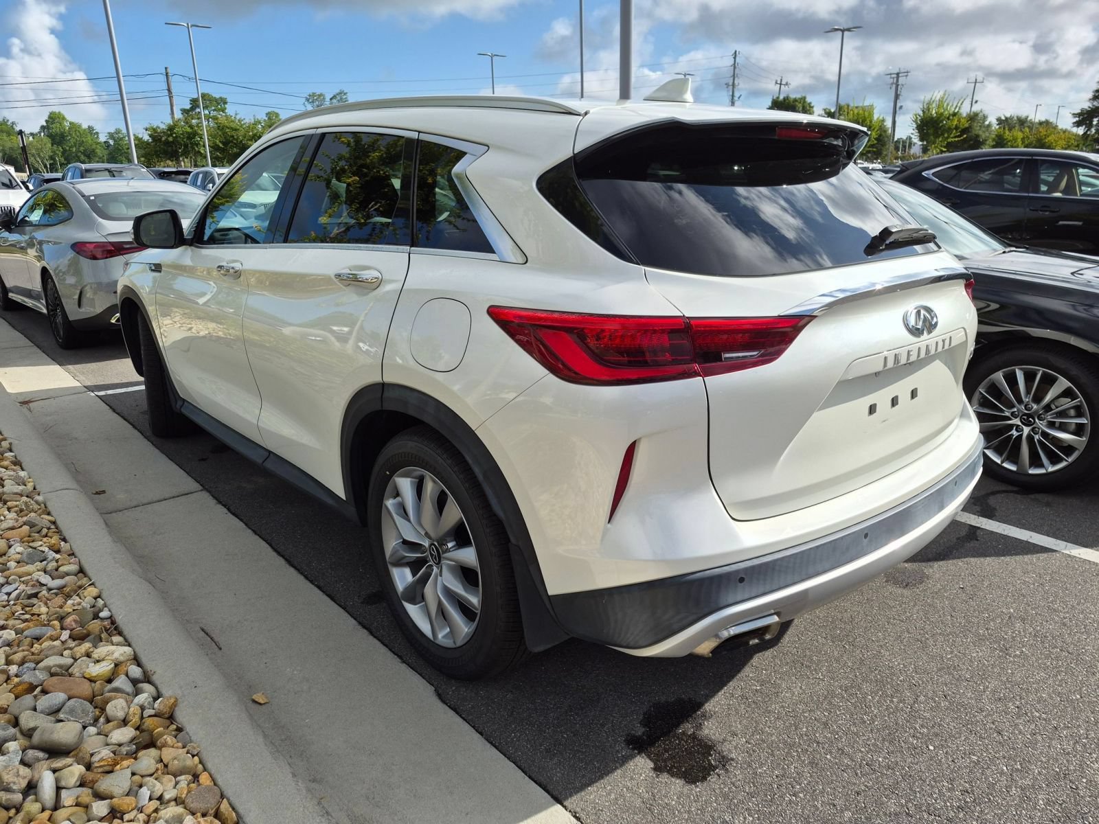 Used 2021 INFINITI QX50 Luxe FWD image 4