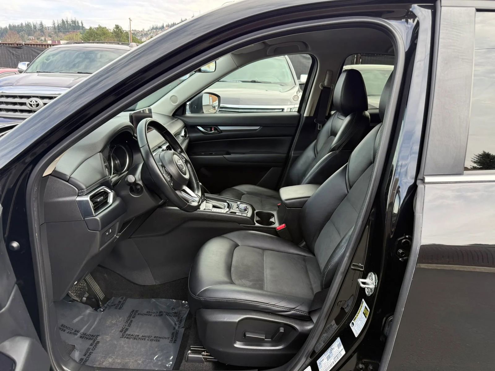 Used 2021 MAZDA CX-5 Touring image 9