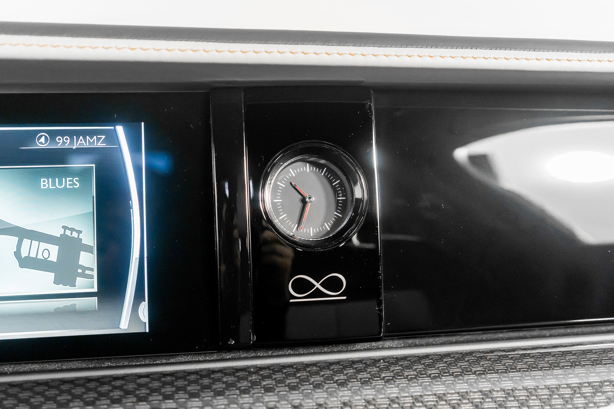 Used 2024 Rolls-Royce Ghost Black Badge w/ Black Badge Ghost Package image 40