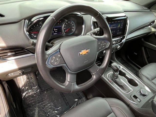 Used 2022 Chevrolet Traverse LT w/ LT Premium Package image 11