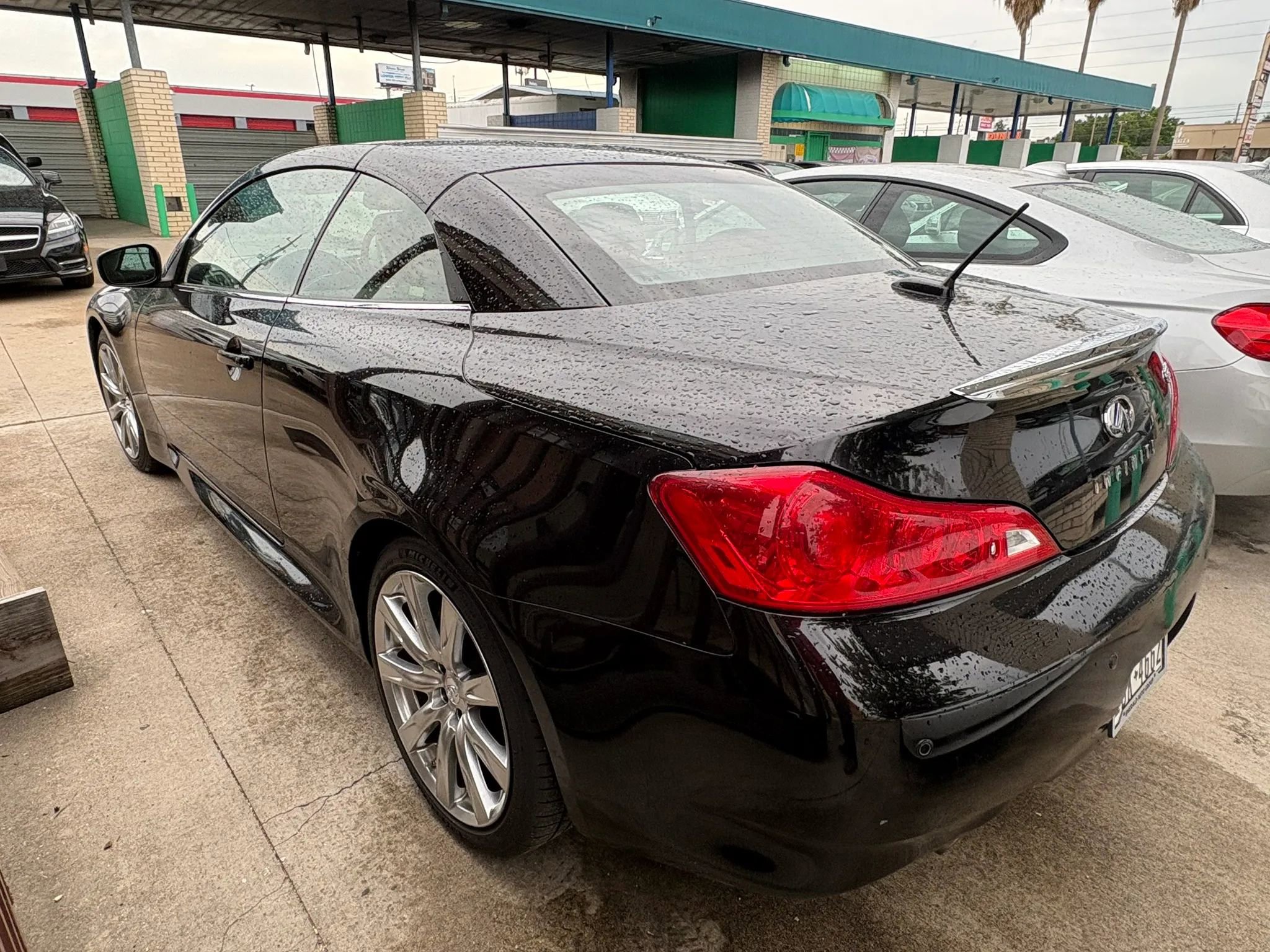 Used 2011 INFINITI G37 Limited Edition image 2