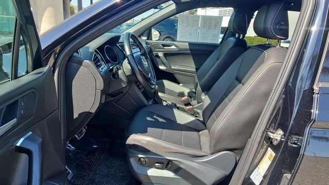 Used 2021 Volkswagen Tiguan SE R-Line FWD image 19