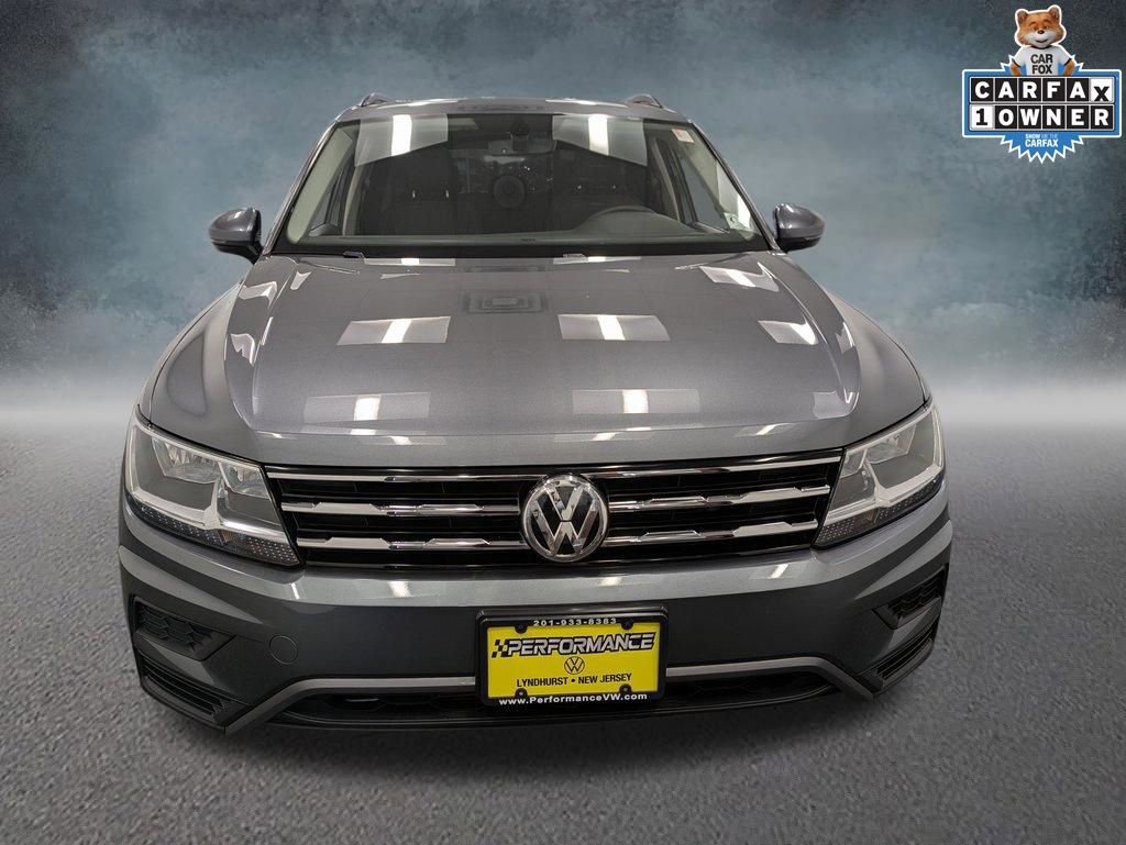 Used 2021 Volkswagen Tiguan SE w/ Panoramic Sunroof Package image 2