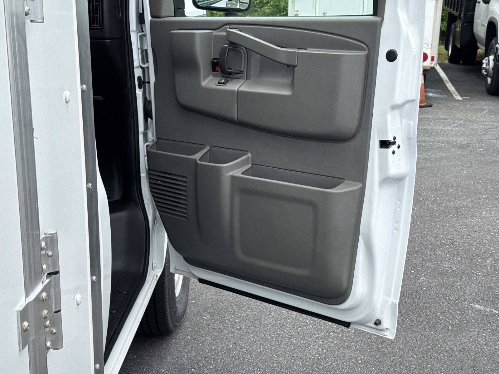 New 2026 Chevrolet Express 3500 w/ Power Convenience Package RWD image 11