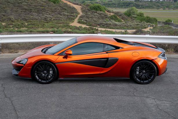 Used 2016 McLaren 570S Coupe RWD image 6