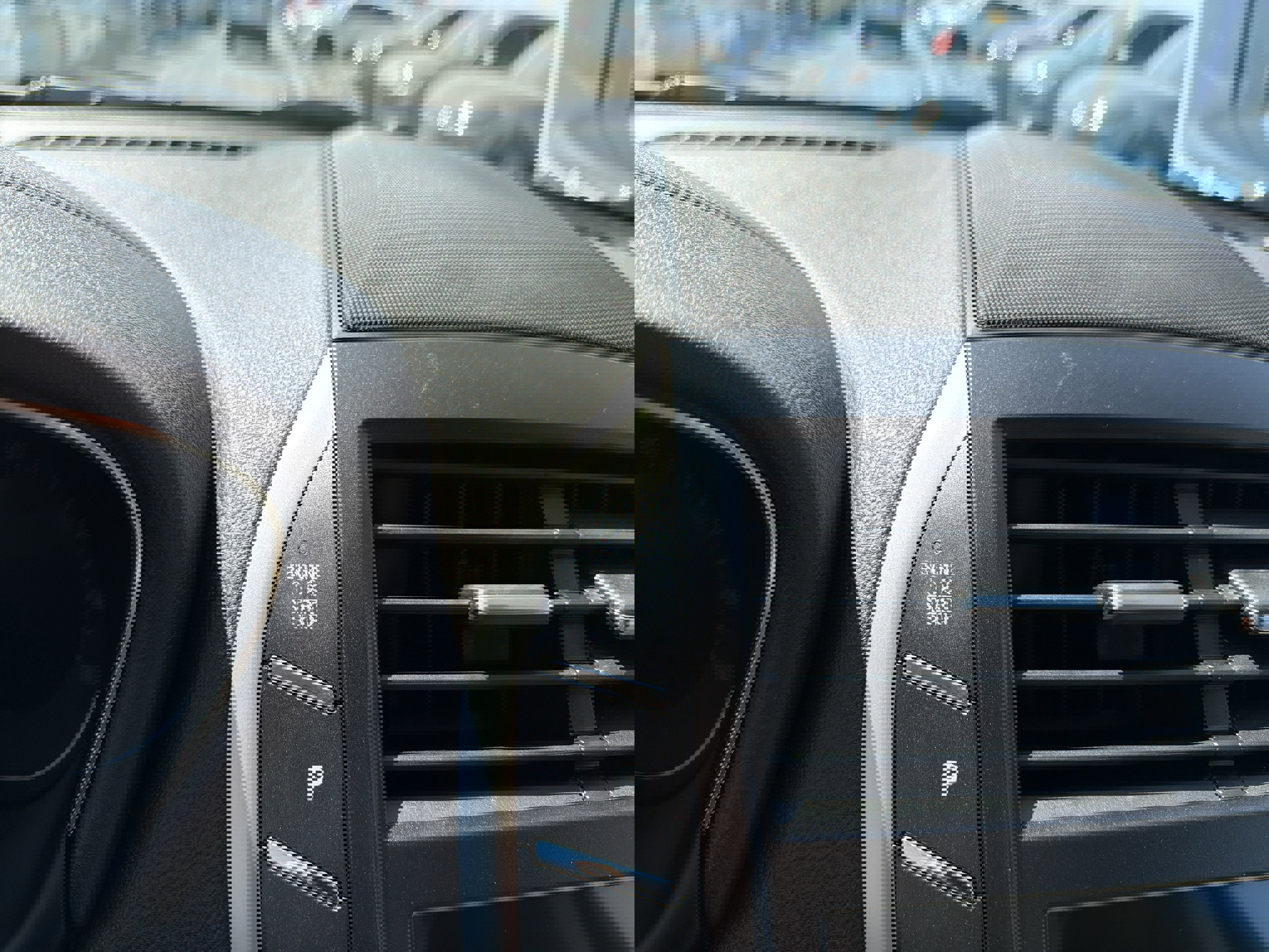 Used 2019 Lincoln MKC Premiere AWD/4WD image 16