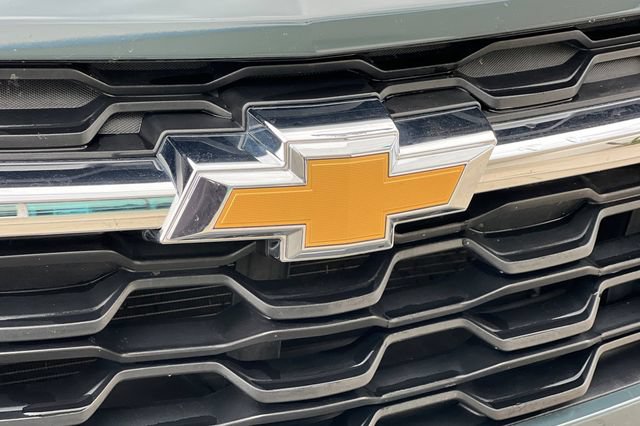 Used 2025 Chevrolet Trax LT FWD image 37