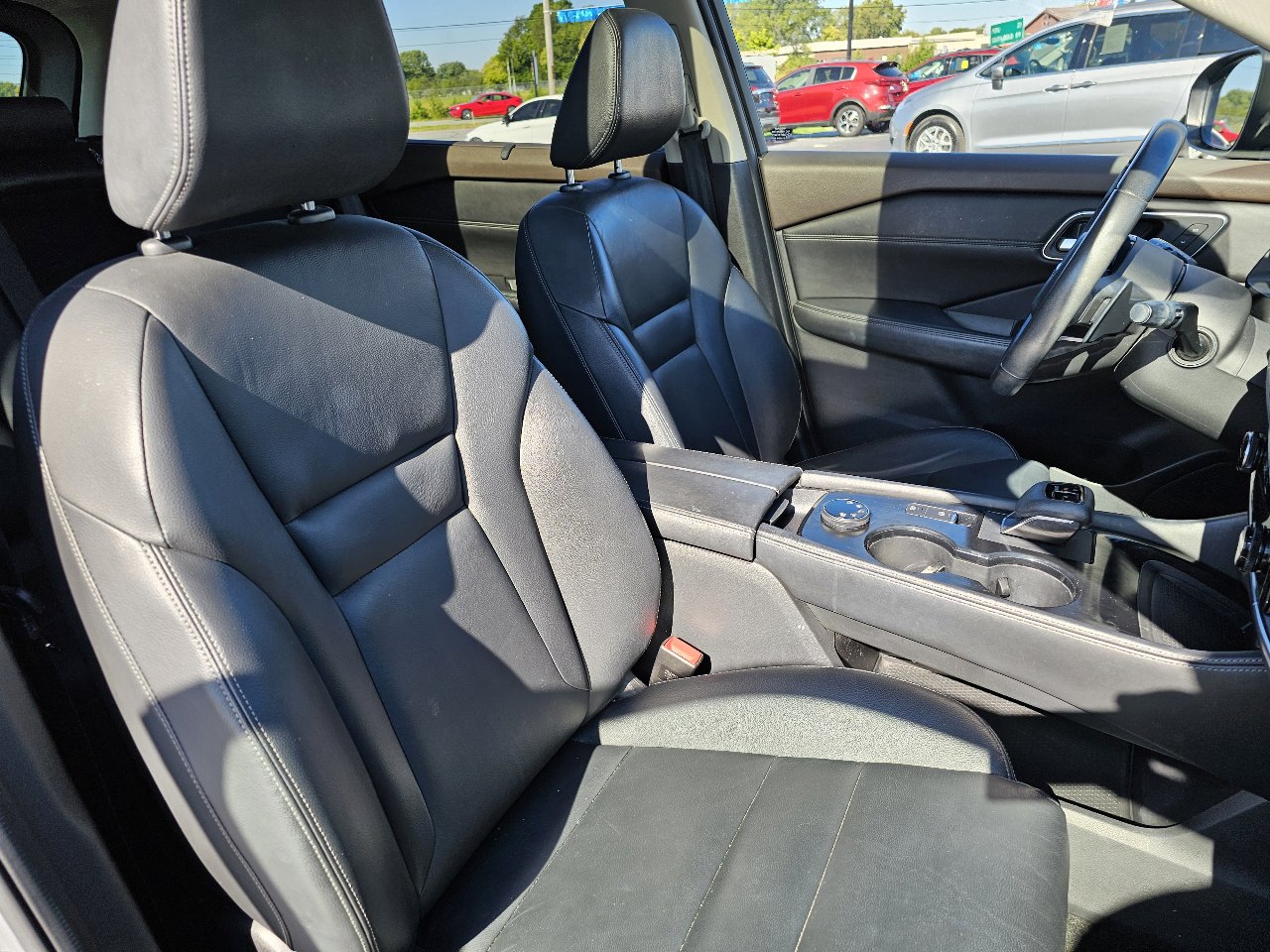 Used 2021 Nissan Rogue SL w/ Premium Package image 24