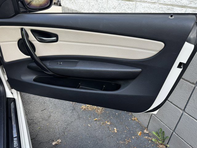 Used 2013 BMW 128i Convertible image 17