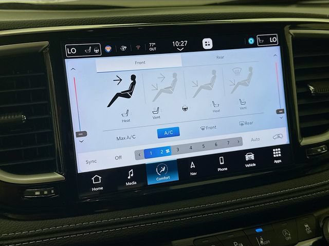 Used 2024 Chrysler Pacifica Limited FWD image 20