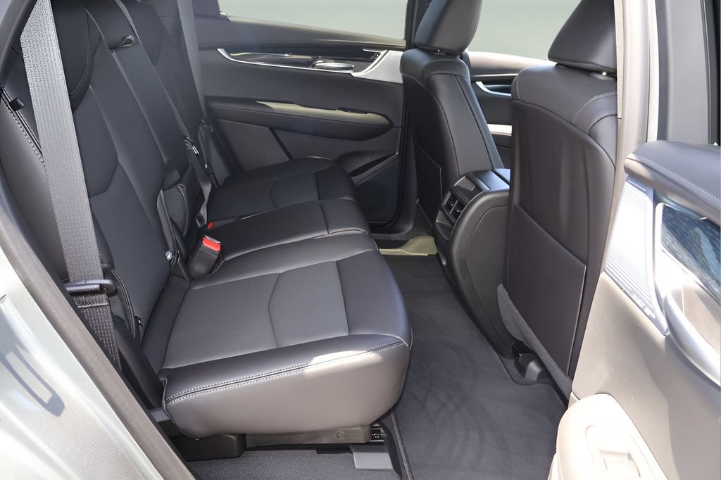 New 2026 Cadillac XT5 Premium Luxury FWD image 18