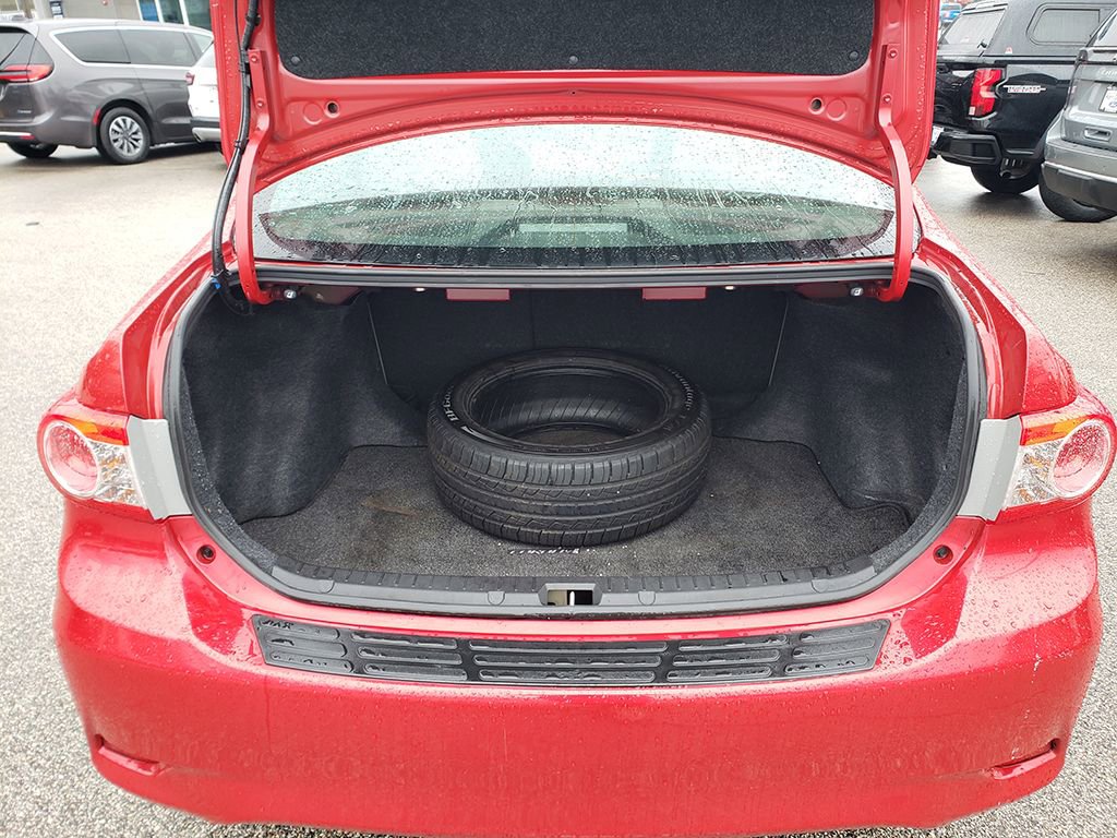 Used 2013 Toyota Corolla LE w/ Premium Complete Pkg FWD image 8