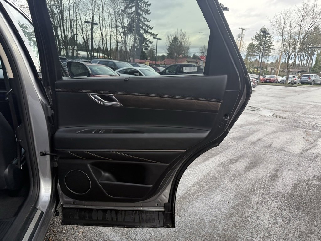 Used 2024 Genesis GV80 2.5T image 22