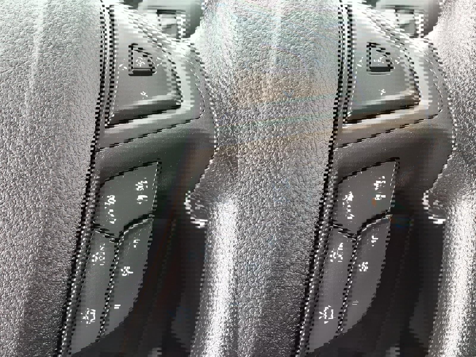 Certified 2022 Ford Edge SE w/ Black Appearance Package image 25