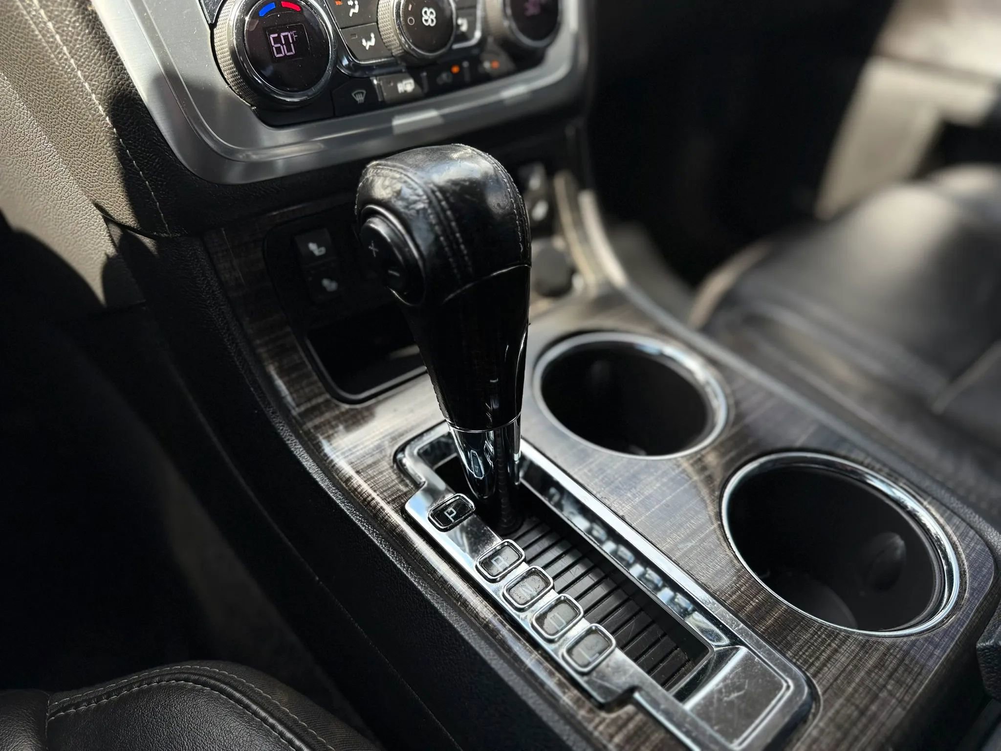Used 2015 GMC Acadia SLT FWD image 21