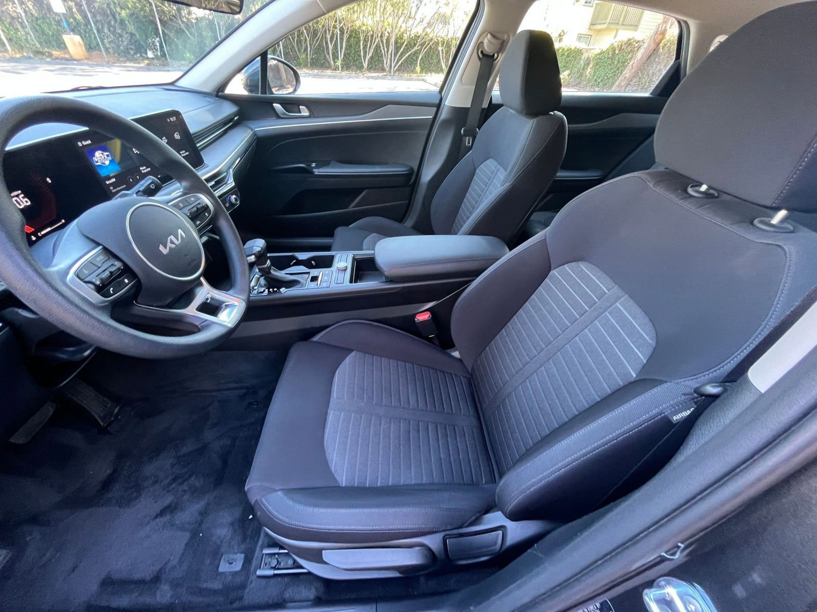 Used 2025 Kia K5 LXS image 25