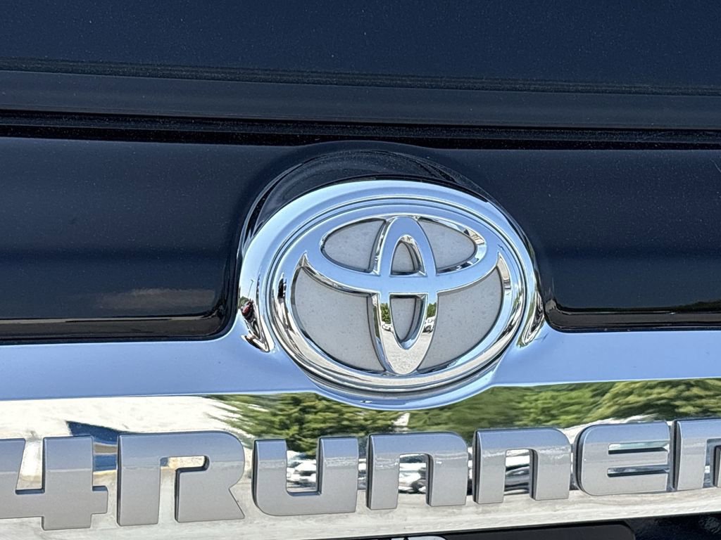 Used 2023 Toyota 4Runner Limited image 34