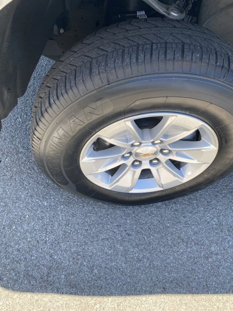 Used 2025 Chevrolet Silverado 1500 LT image 8