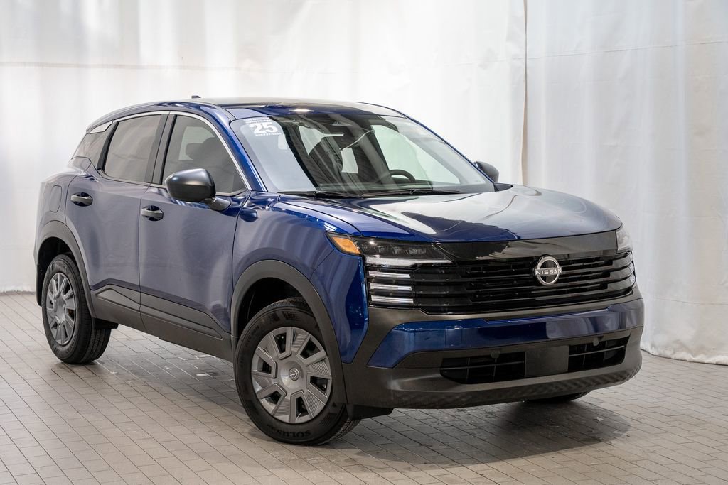 Certified 2025 Nissan Kicks S image 1