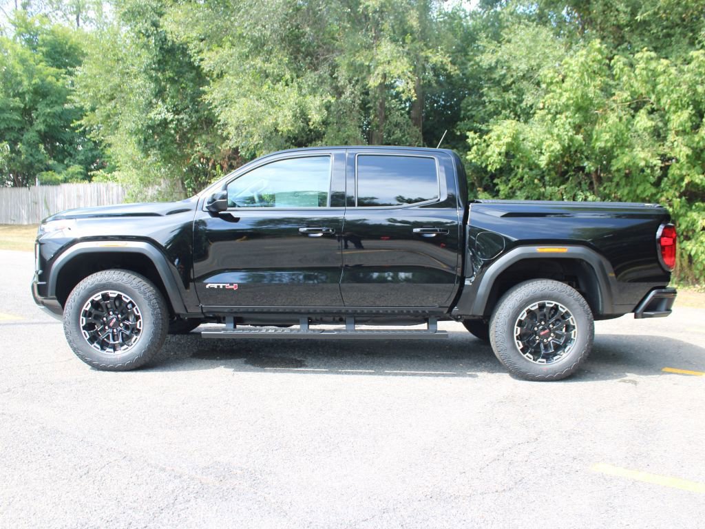 New 2026 GMC Canyon AT4 image 3