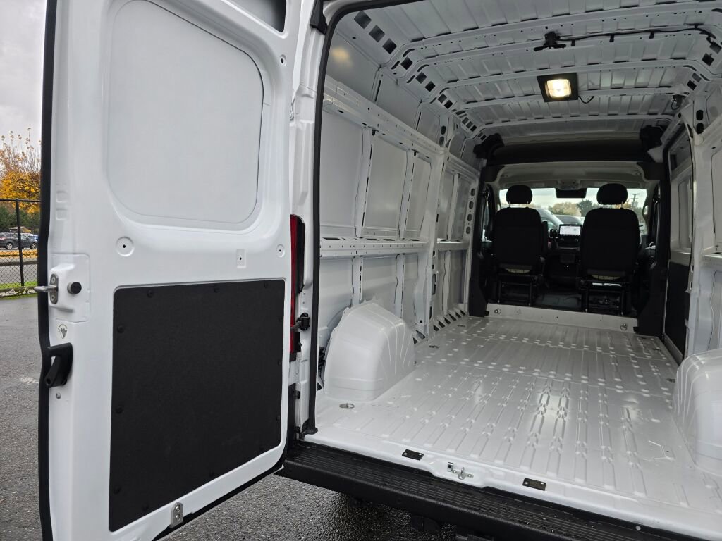 New 2026 RAM ProMaster 2500 image 12