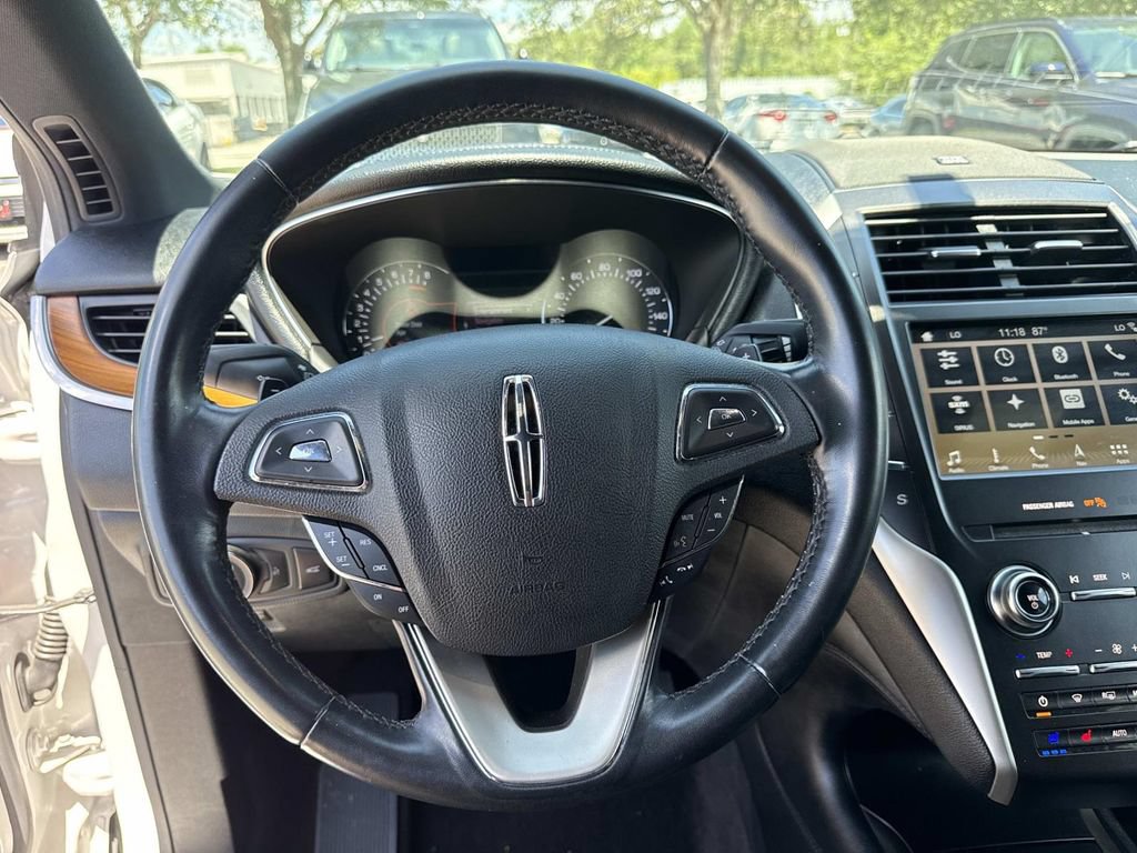 Used 2019 Lincoln MKC Reserve FWD image 26