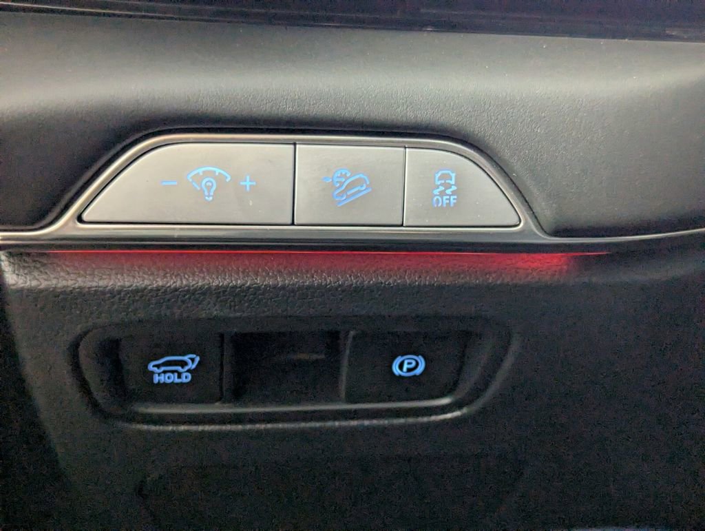 Used 2025 Genesis GV80 2.5T Standard image 15