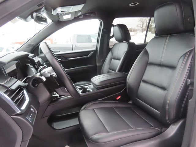 Used 2024 GMC Acadia Elevation w/ Black Edition image 19