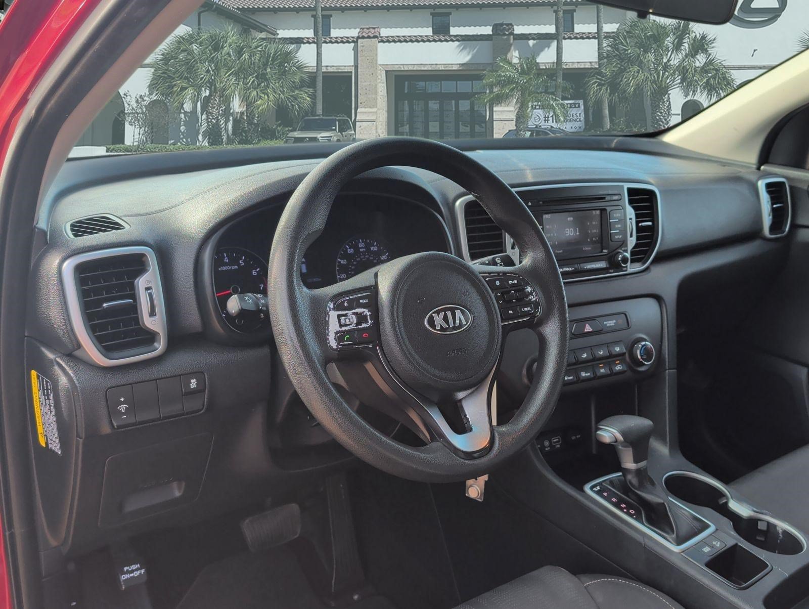 Used 2019 Kia Sportage LX FWD image 12