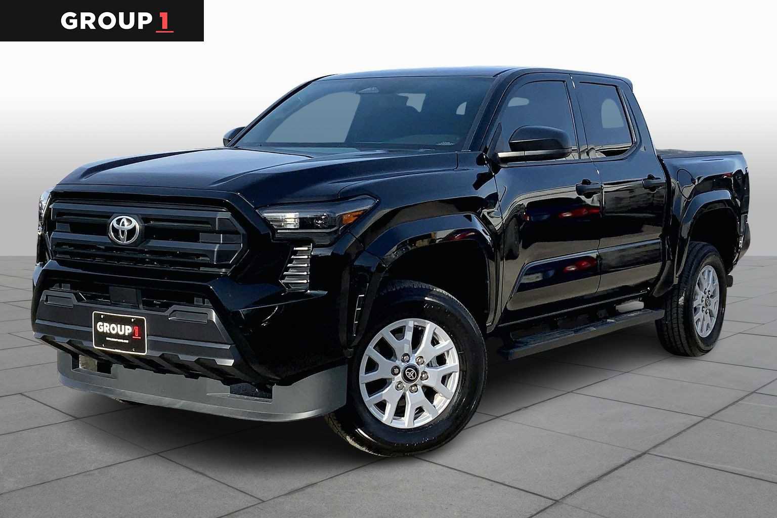 Used 2025 Toyota Tacoma SR video 1