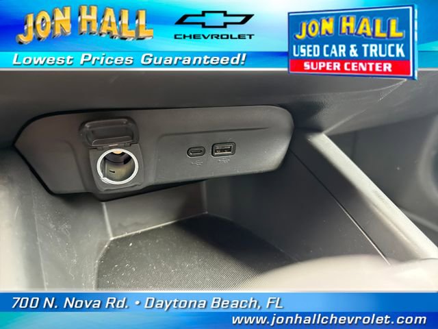 Used 2025 Chevrolet Trax RS w/ Driver Confidence Package FWD image 25