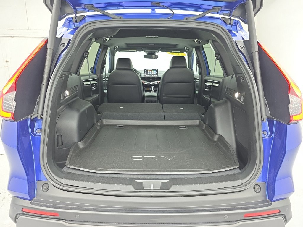 Used 2023 Honda CR-V Sport Touring image 52