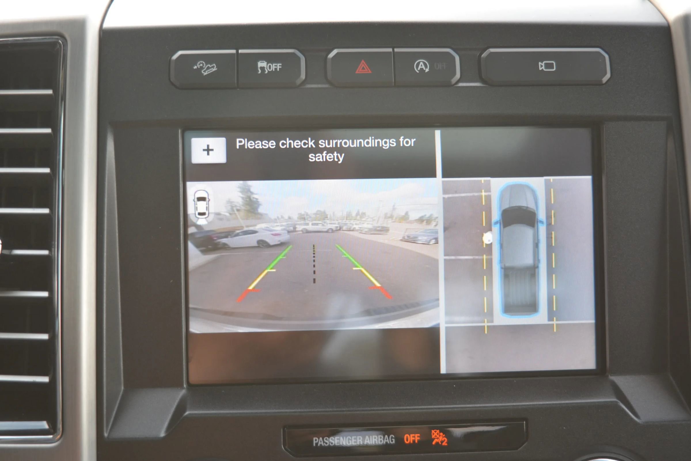 Used 2017 Ford F150 Platinum w/ Technology Package image 26