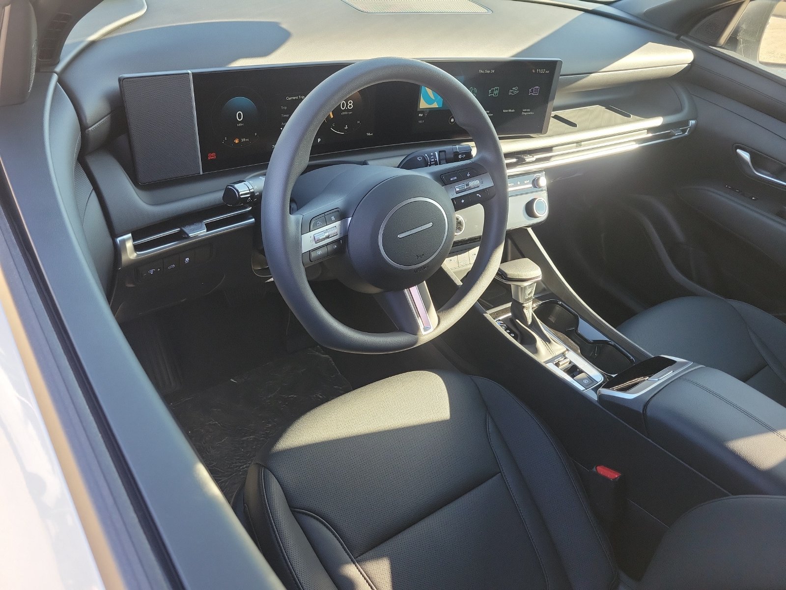 New 2027 Hyundai Santa Cruz SEL FWD image 6