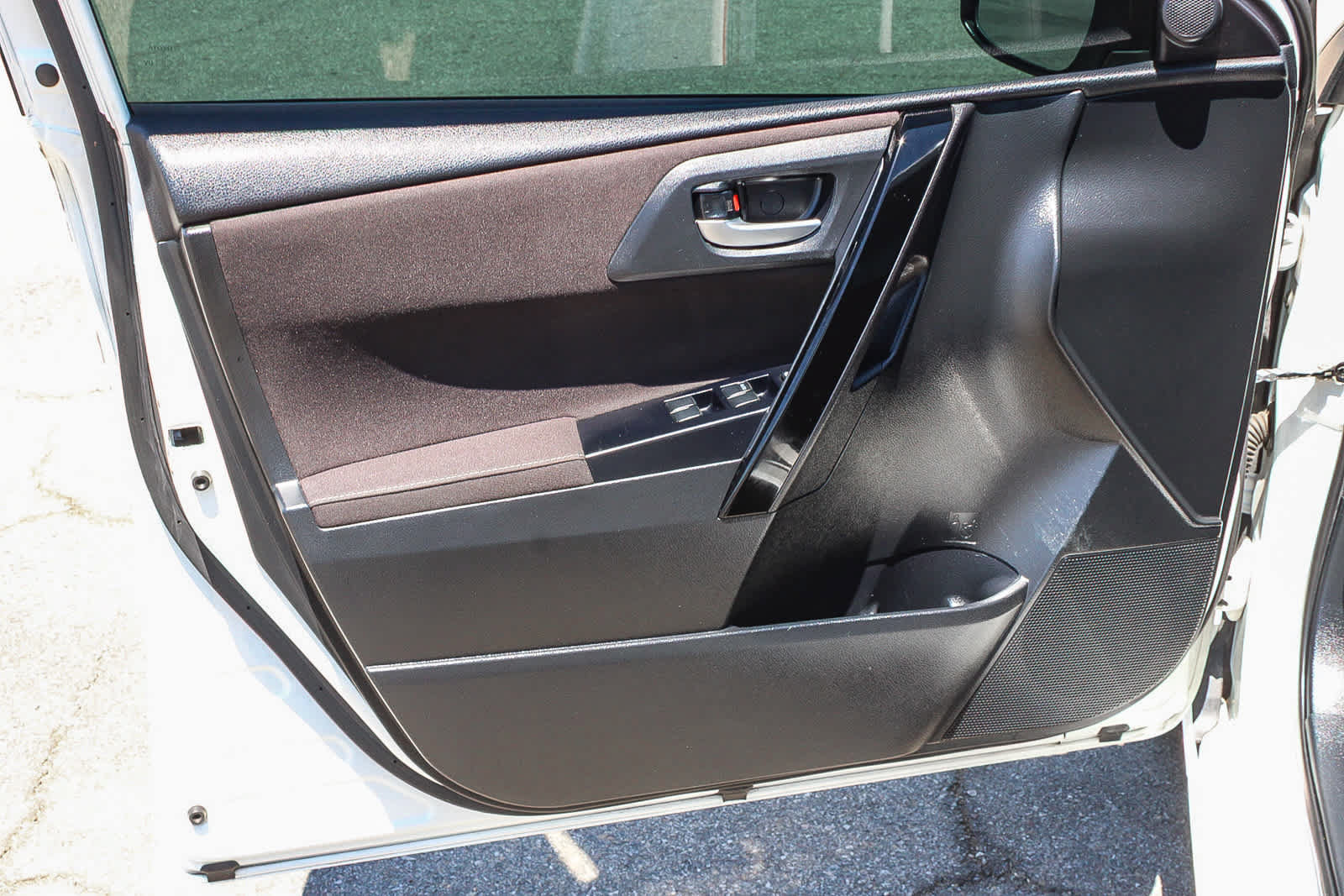 Used 2017 Toyota Corolla iM w/ Carpet Mat Package FWD image 21