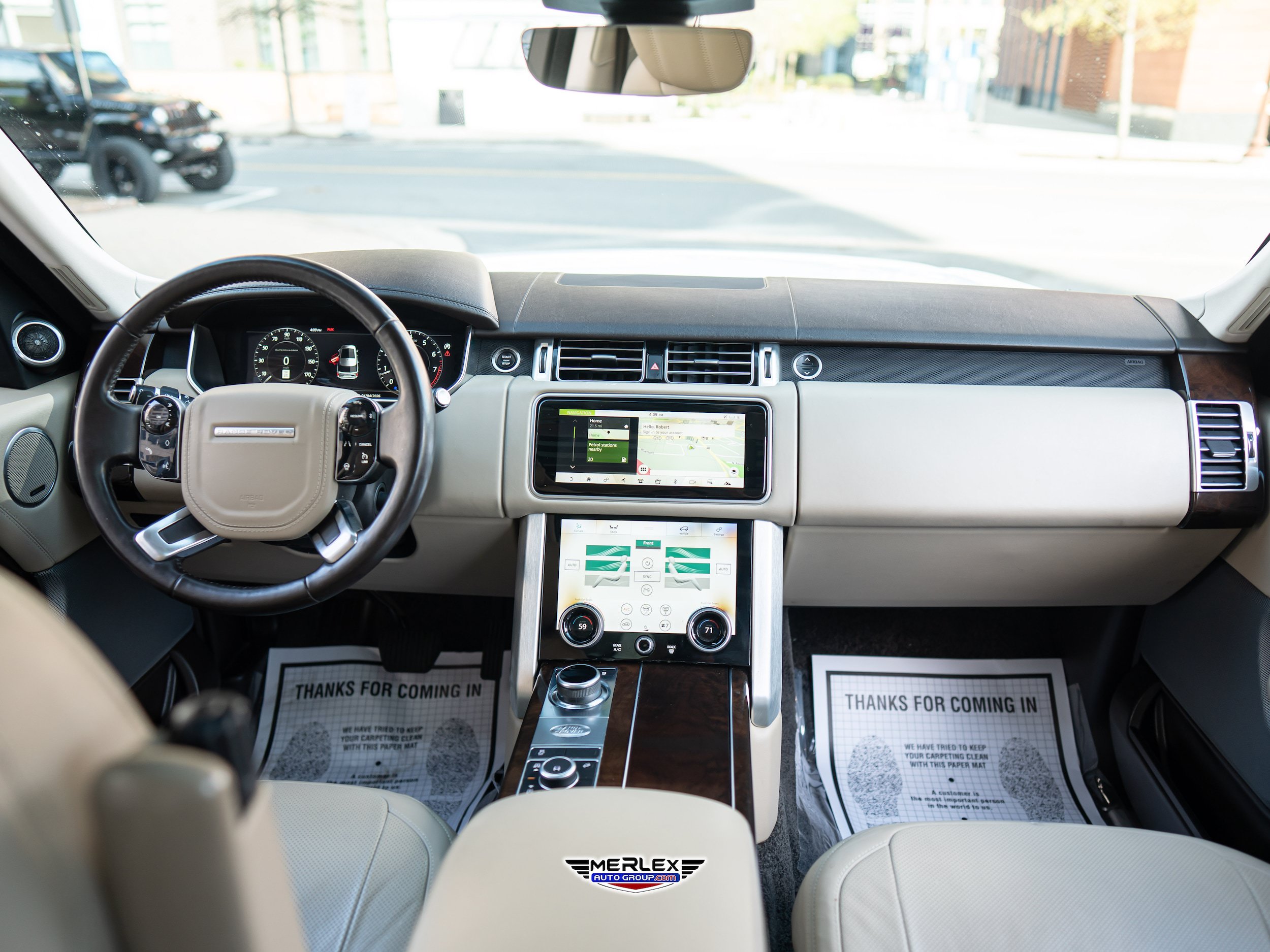 Used 2018 Land Rover Range Rover Long Wheelbase Supercharged AWD/4WD image 14