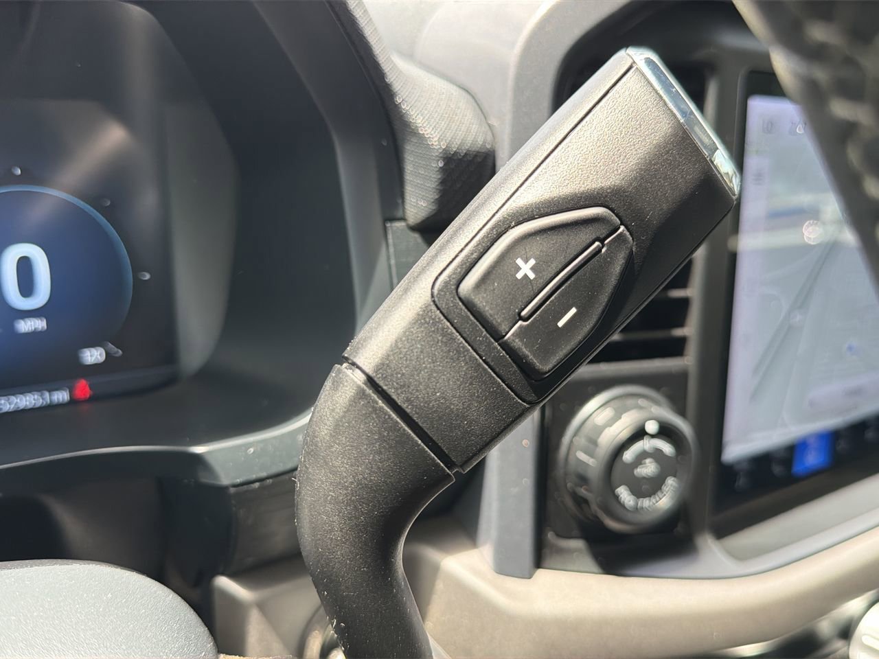 Used 2024 Ford F150 XLT RWD image 23
